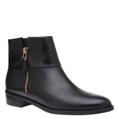 0099001011_021_1-BOTA