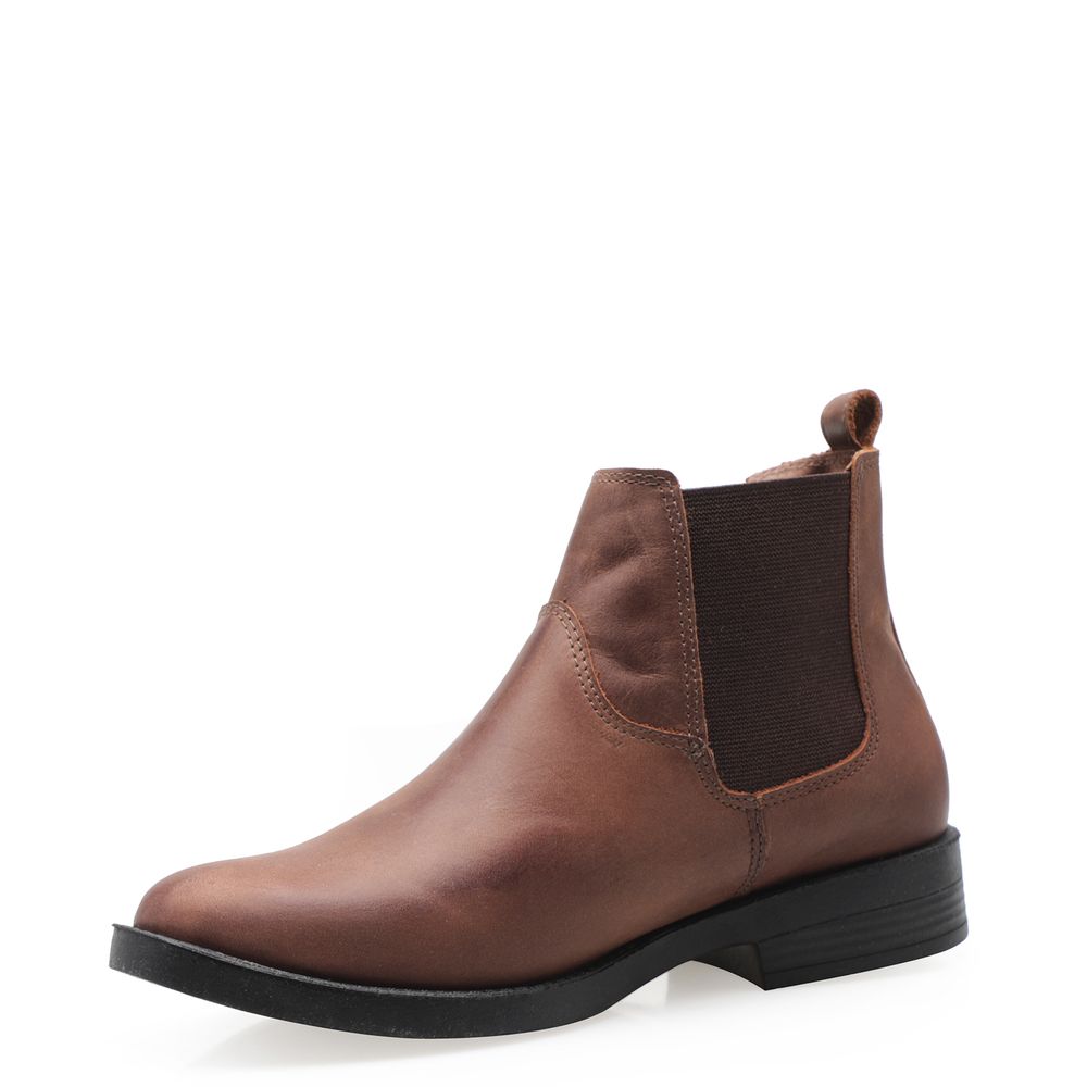 basic chelsea boots