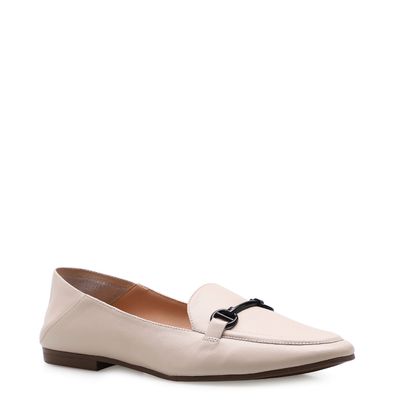 mocassim bege feminino